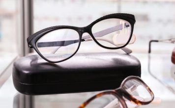 היתרונות של משקפי אופיס, משקפי שמש אופטים ומשקפת שחיה אופטית