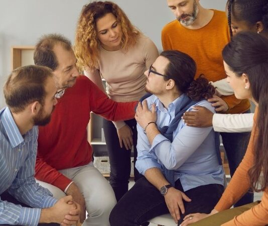 הדרך להחלמה: גמילה מקוקאין וטיפול בטראומה מינית